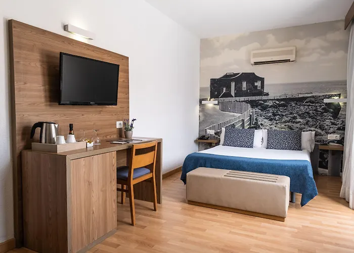 Hotel Adonis Plaza
