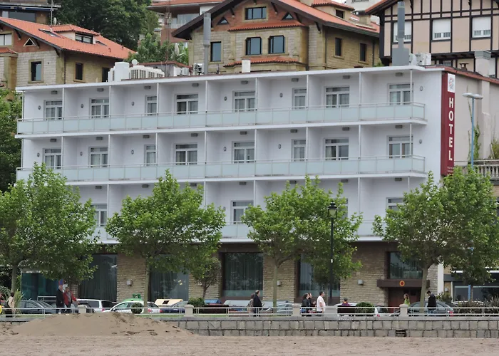 Petit Palace Tamarises Getxo