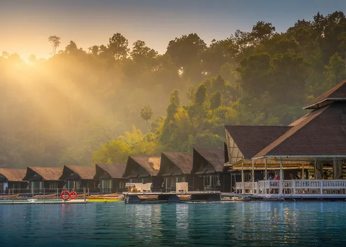 500 Rai Floating Resort Ban Chieo Ko