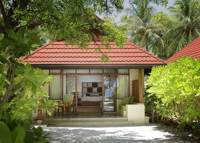 Niva Kurumba Maldives Vihamanaafushi