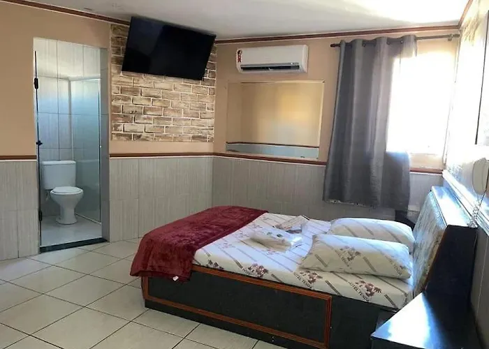 Hotel Tenda Próximo a Regis Bitencourt e Taboão Da Serra