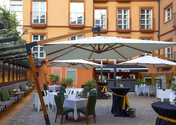Palacio de los Blasones Suites