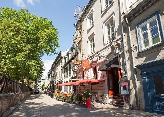 Auberge Place D'Armes - Par Aneyro