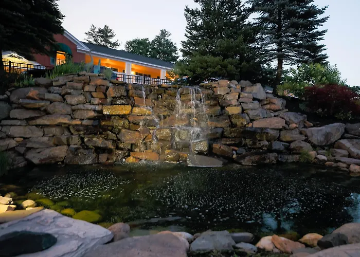Innseason Resorts The Falls At Ogunquit