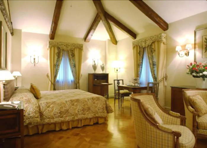 Villa Franceschi Hotel & Resort