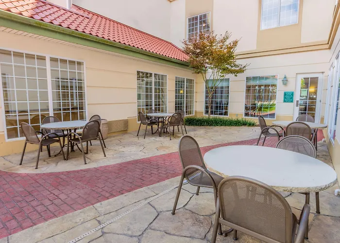 La Quinta By Wyndham Bentonville