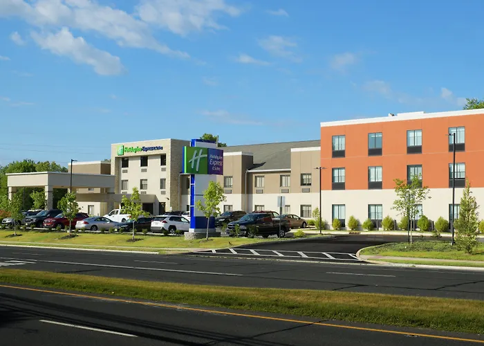 Holiday Inn Express & Suites - Williamstown - Glassboro By Ihg