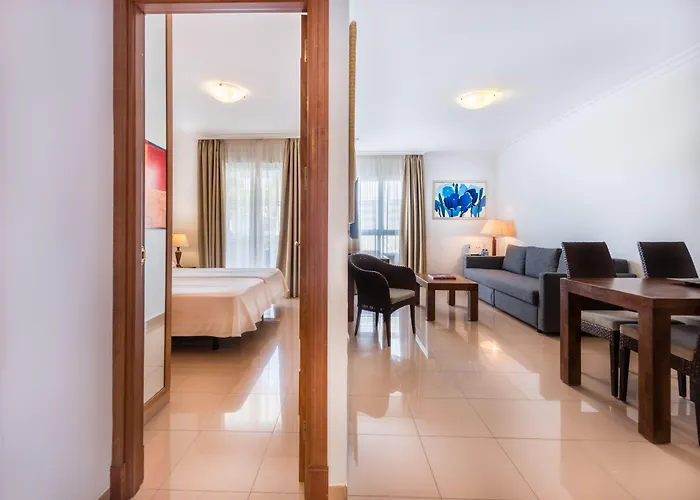 Hotel Toboso Apar - Turis Nerja