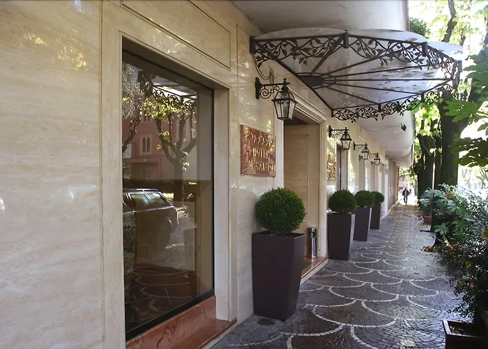 Ambasciatori Place Hotel