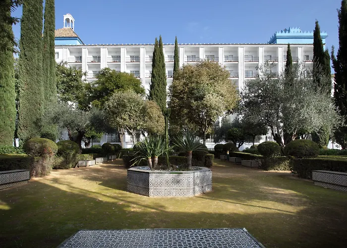 Hotel Abades Benacazon