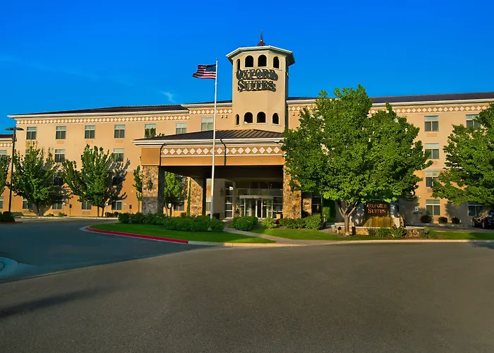 Oxford Suites