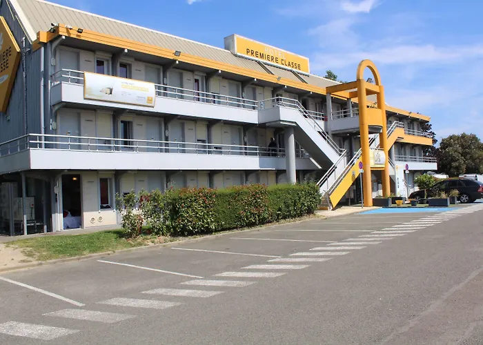 Premiere Classe St Quentin en Yvelines Elancourt