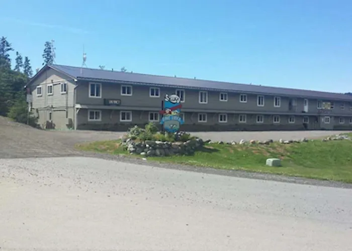 Beluga Lake Lodge