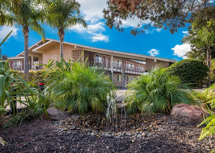 Bay Breeze Inn