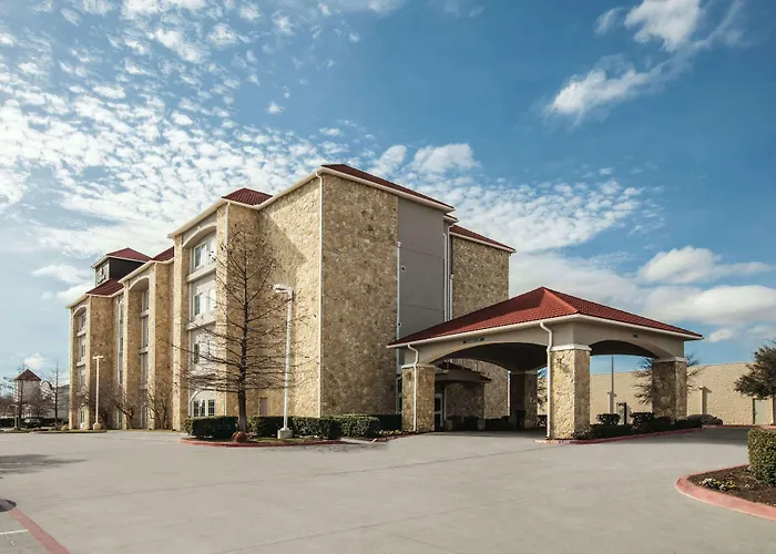 La Quinta By Wyndham Mansfield Tx