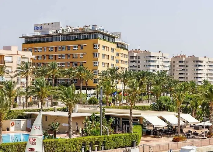 Hotel Puerto Juan Montiel Spa&Base Nautica Águilas