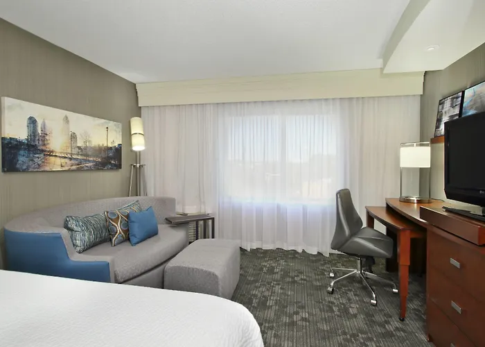 Courtyard By Marriott Atlanta Airport West College Park