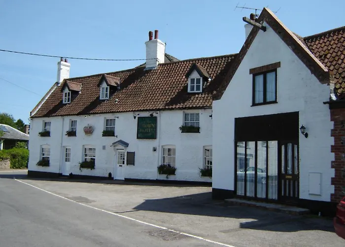 The Crown Hotel Mundford