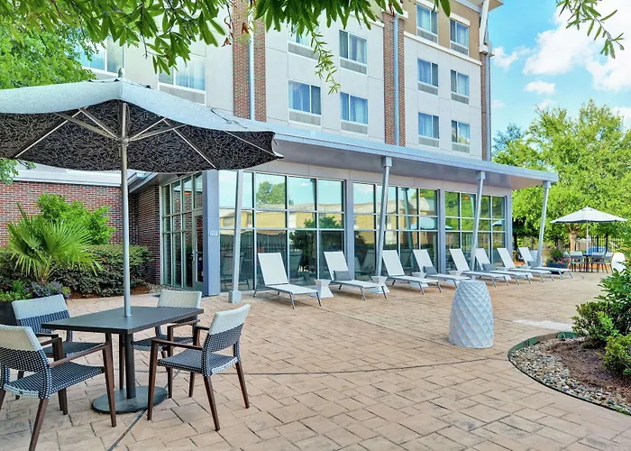 Doubletree By Hilton Baton Rouge