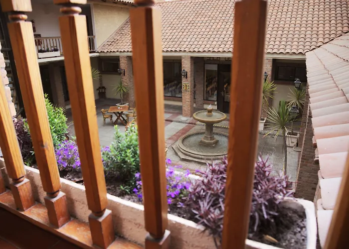 Y Cabanas Campanario