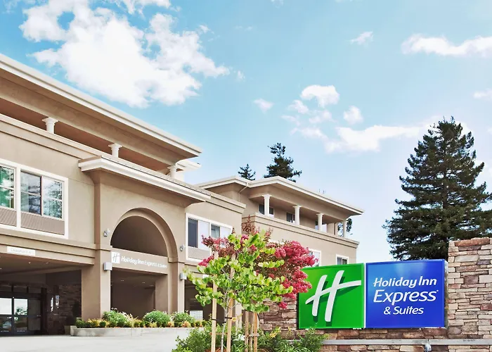 Holiday Inn Express & Suites By Ihg