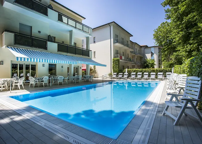 Hotel Athena