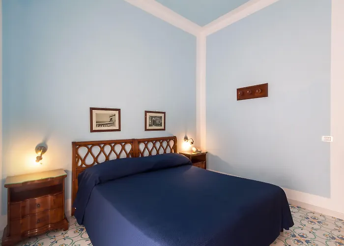 Hotel Mignon Meuble