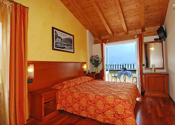 Albergo Ristorante Montebaldo Limone sul Garda