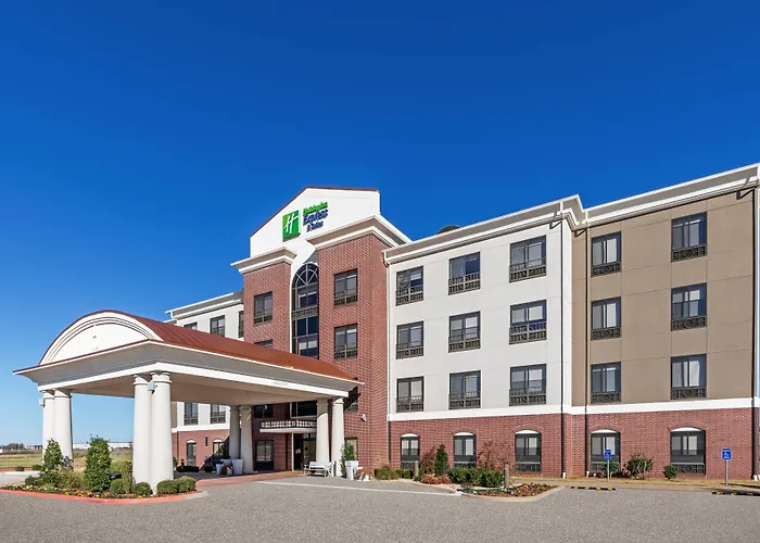 Holiday Inn Express And Suites Pryor By Ihg
