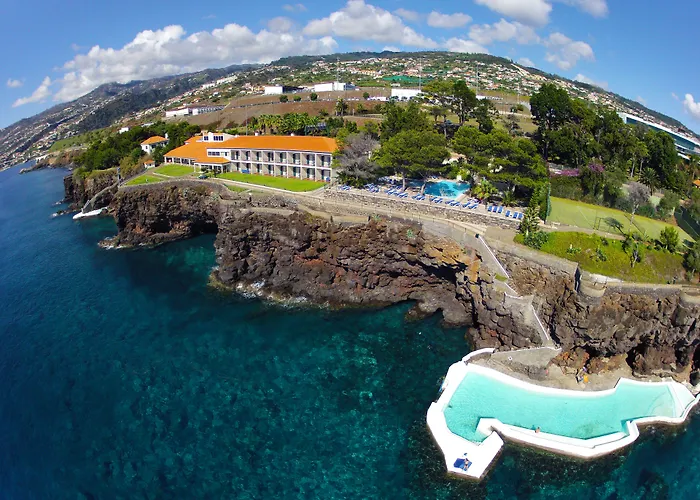 Albatroz Beach & Yacht Club