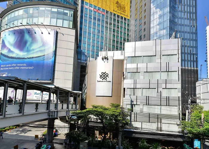 Sukhumvit Suites