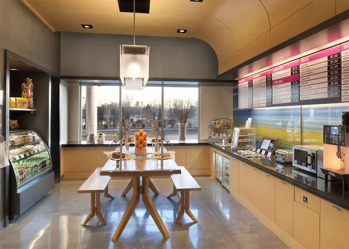 Aloft Charlotte Ballantyne