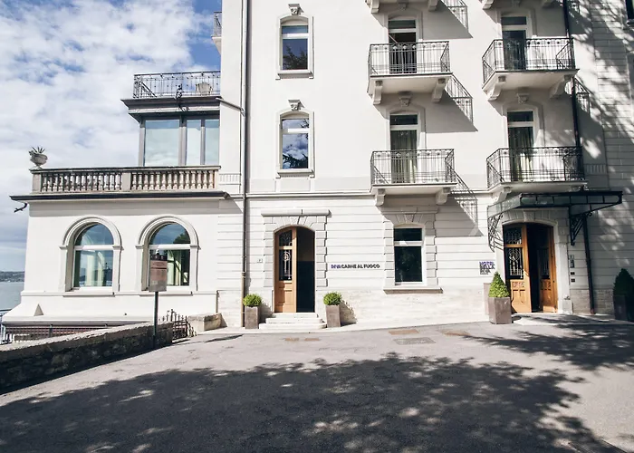 Hotel Bella Riva Gardone Riviera