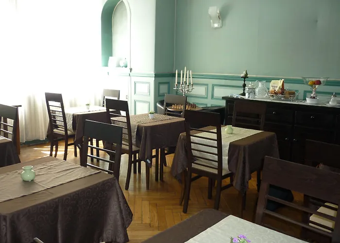 Authentic by Balladins, Hôtel Le Carré d'Aix