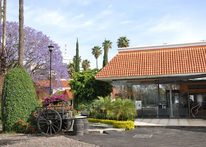 Hotel Flamingo Inn