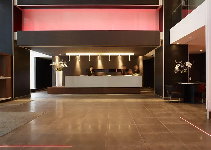 Le Germain Hotel Maple Leaf Square