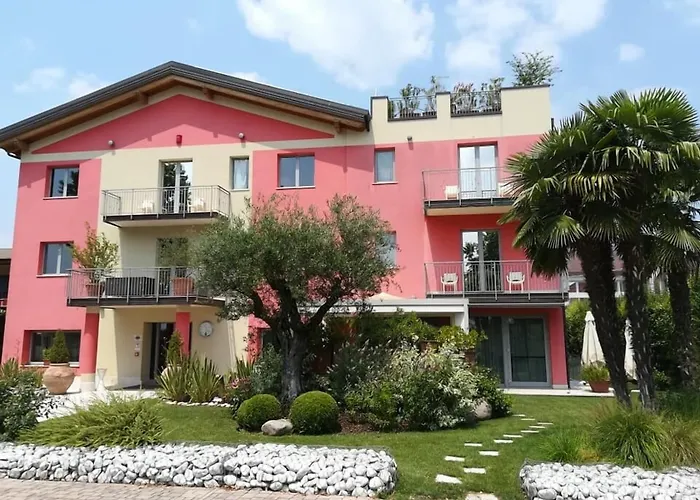 La Grotta Hotel