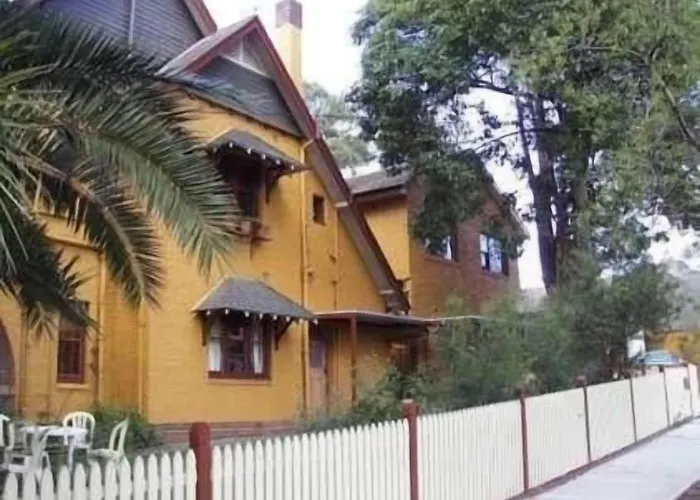 Burwood Bed And Breakfast