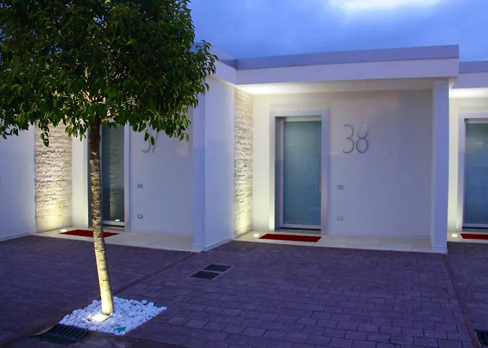 Pineta Eco Hotel - Private Parking Monsano