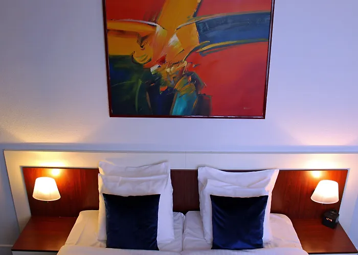 Apollo Hotel