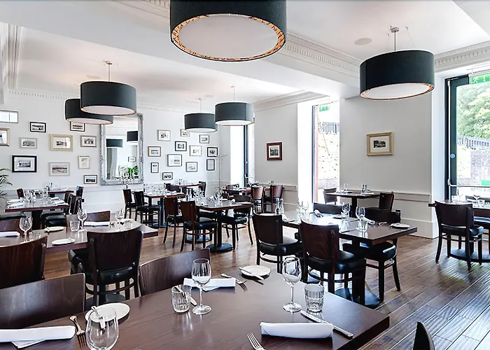 The Douglas Hotel Brodick