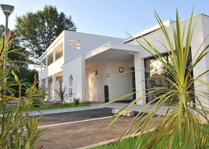 Eden Park Pau Est