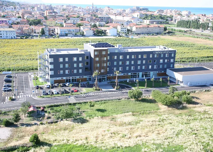 Cosmopolitan Hotel Civitanova Marche