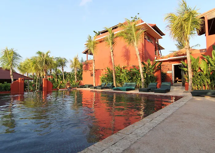 Pinkcoco Uluwatu - Constant Surprises & For Cool Adults Only Hotel