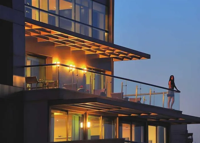 Orient Queen Homes Hotel