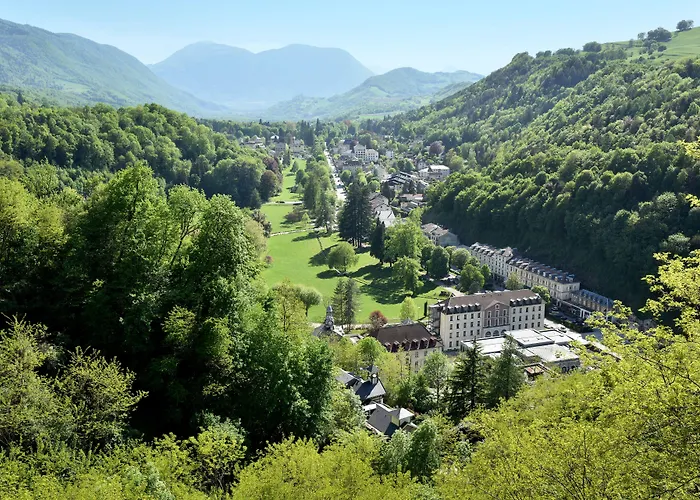 Grand Hôtel&Spa Uriage Saint-Martin-dʼUriage