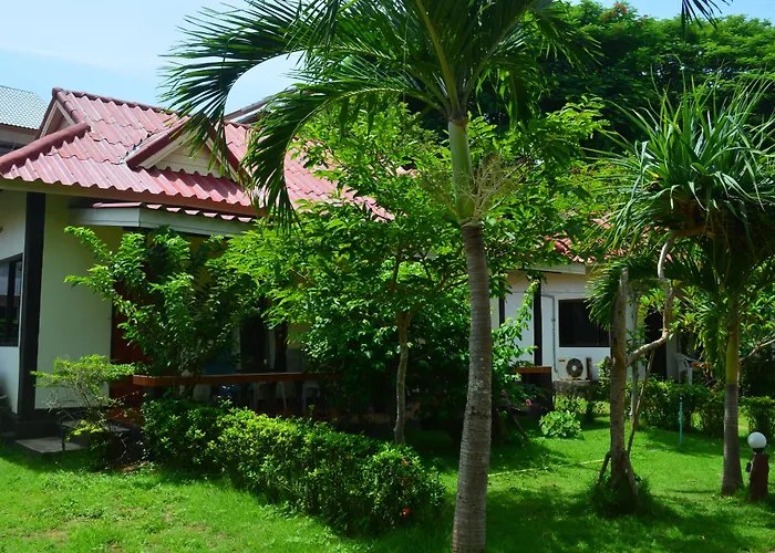 Lanta Nice Beach Resort - Sha Extra Plus