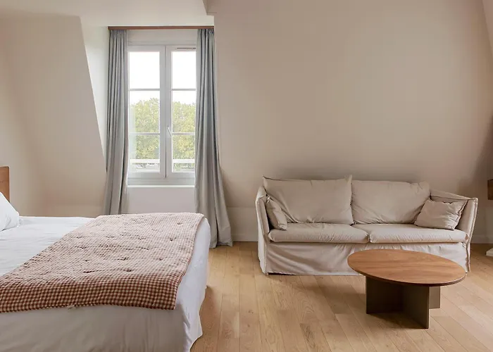 HOTEL Les Beaux Arts