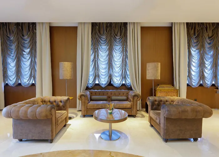 Hotel Reina Cristina