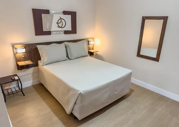 Hotel Santiago Lindóia
